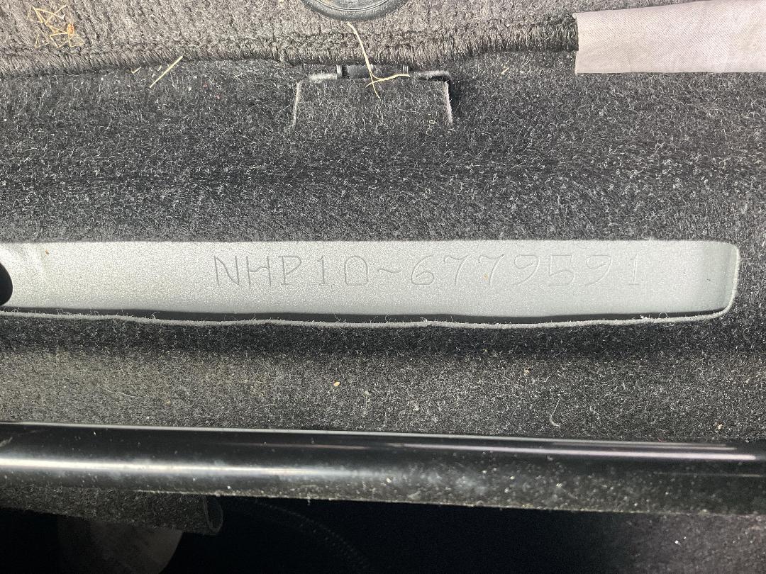 Photo '8' of Toyota Aqua Hybrid Photo '8' of Toyota Aqua Hybrid