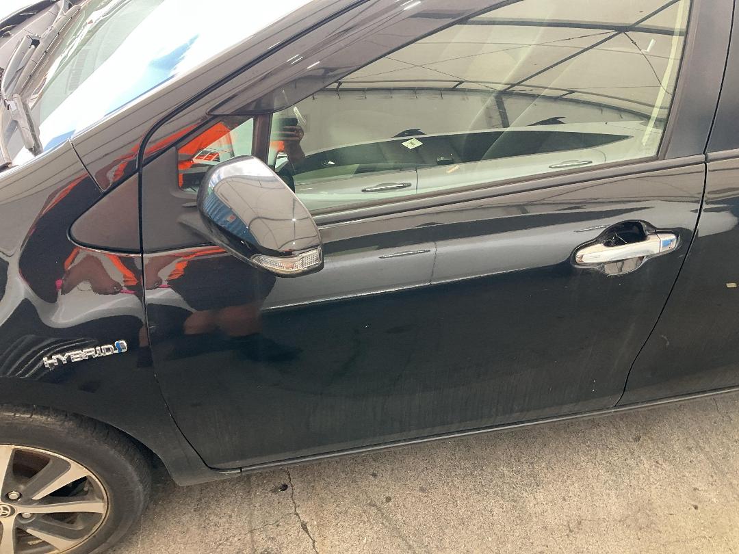 Photo '8' of Toyota Aqua Hybrid Photo '8' of Toyota Aqua Hybrid