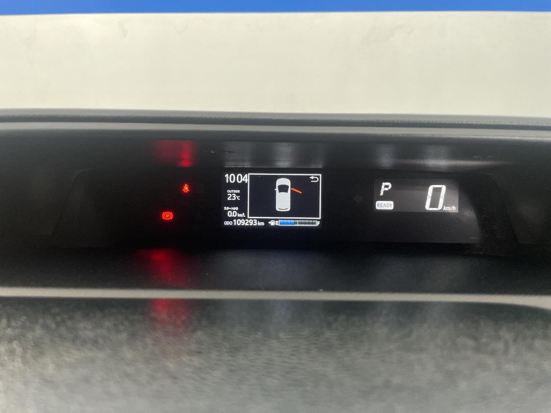 Photo '21' of Toyota Aqua