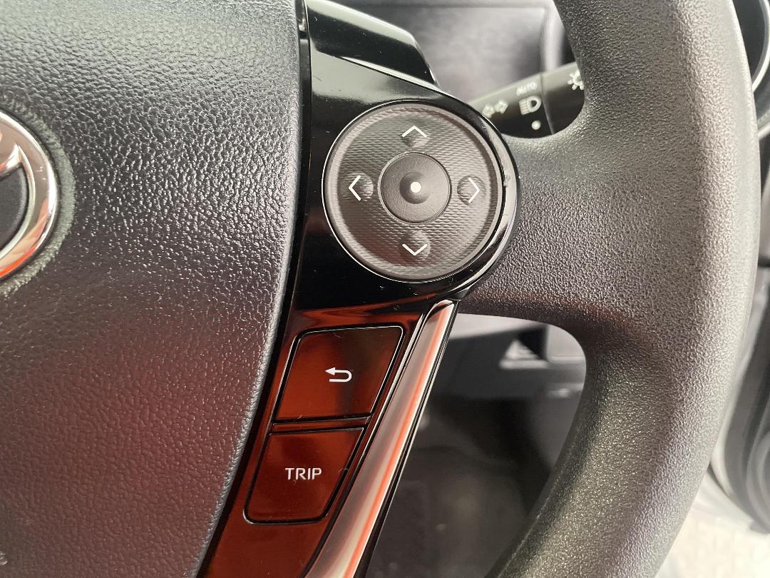 Photo '25' of Toyota Aqua