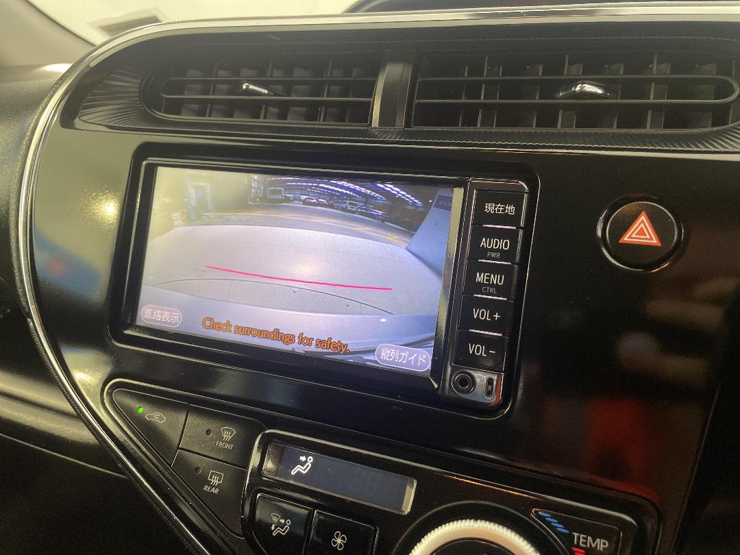 Photo '29' of Toyota Aqua