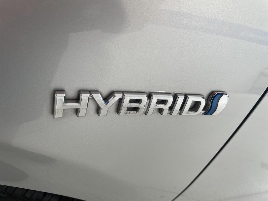 Photo '35' of Toyota Aqua