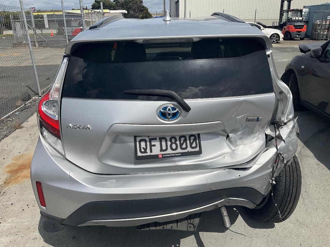 Photo '5' of Toyota Aqua