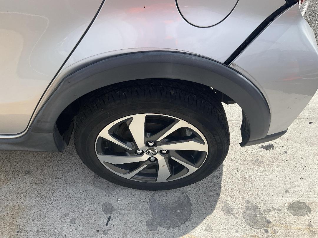 Photo '14' of Toyota Aqua