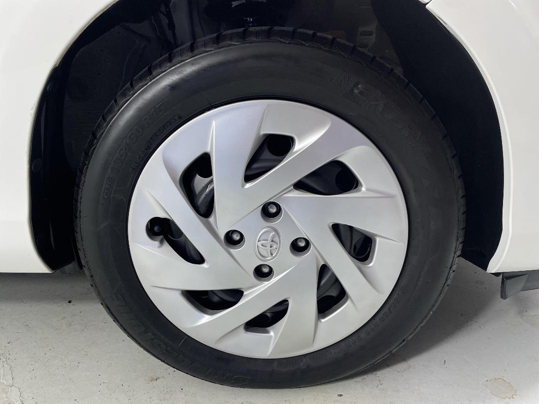 Photo '9' of Toyota Aqua