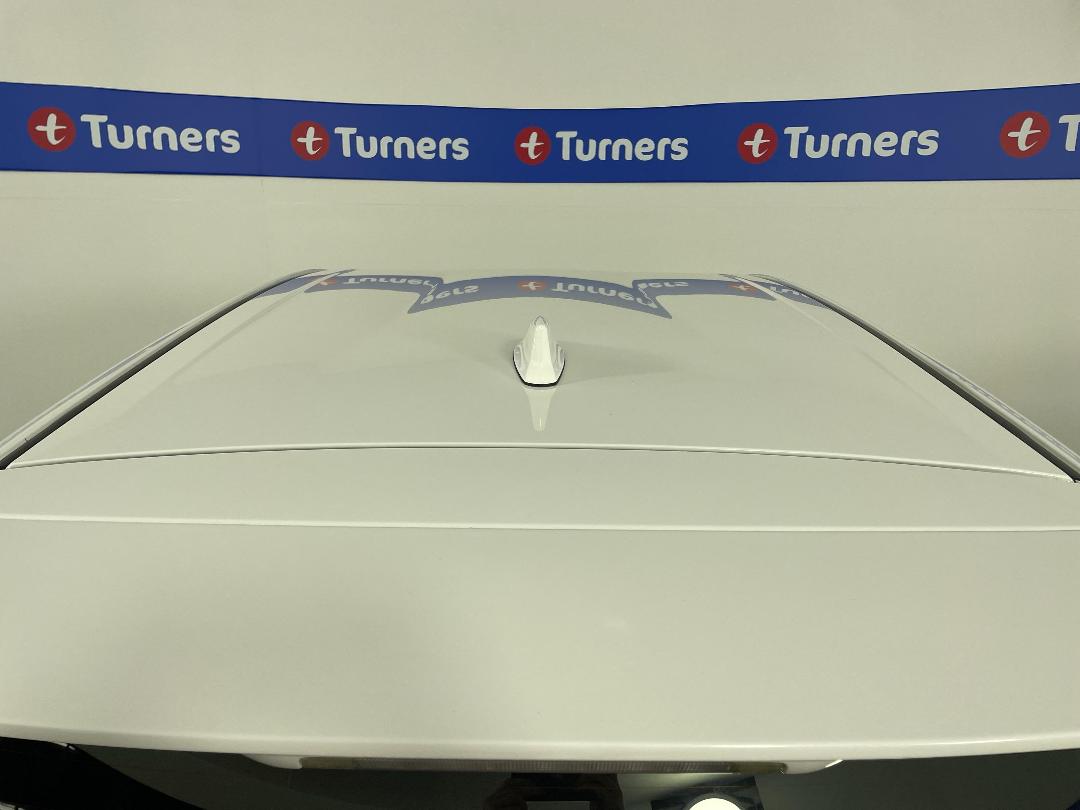 Photo '27' of Toyota Aqua