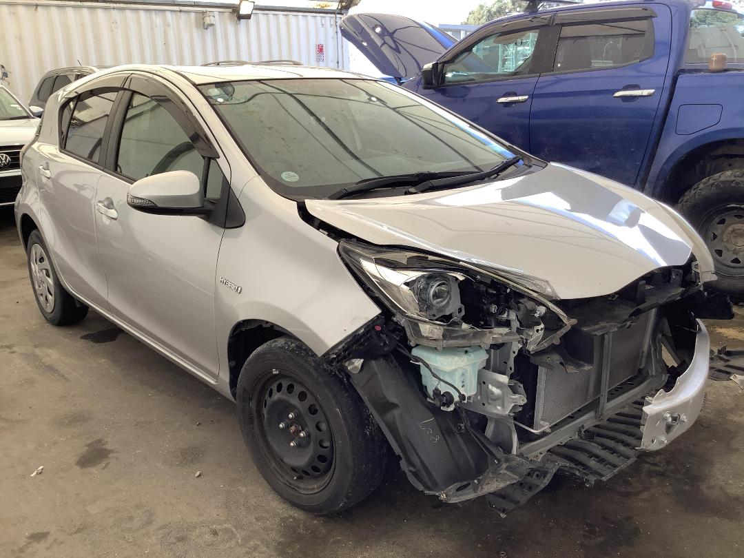 Photo '3' of Toyota Aqua