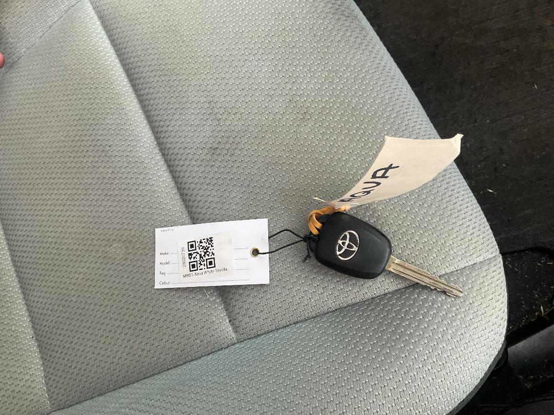 Photo '9' of Toyota Aqua