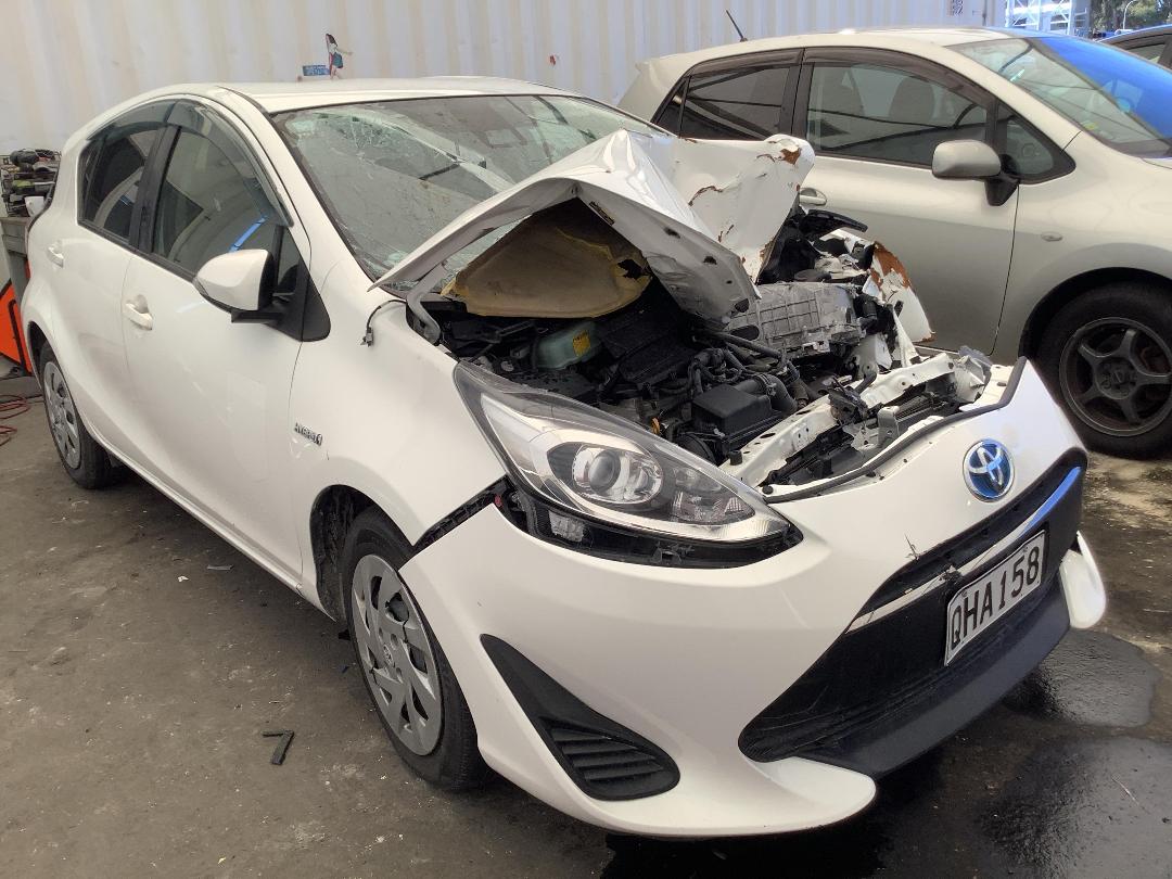 Photo '5' of Toyota Aqua