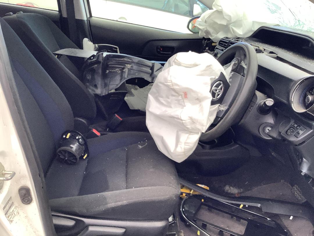 Photo '10' of Toyota Aqua