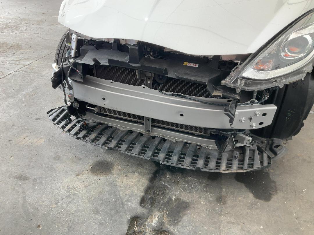 Photo '6' of Toyota Aqua Hybrid