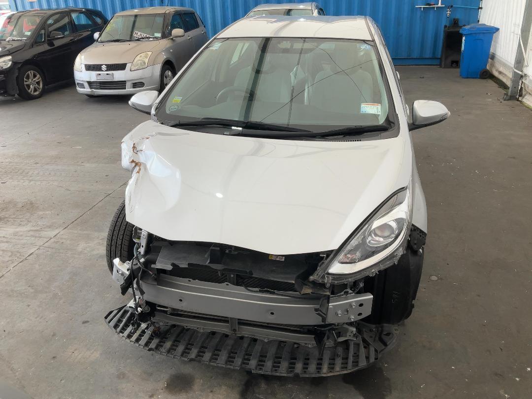 Photo '7' of Toyota Aqua Hybrid