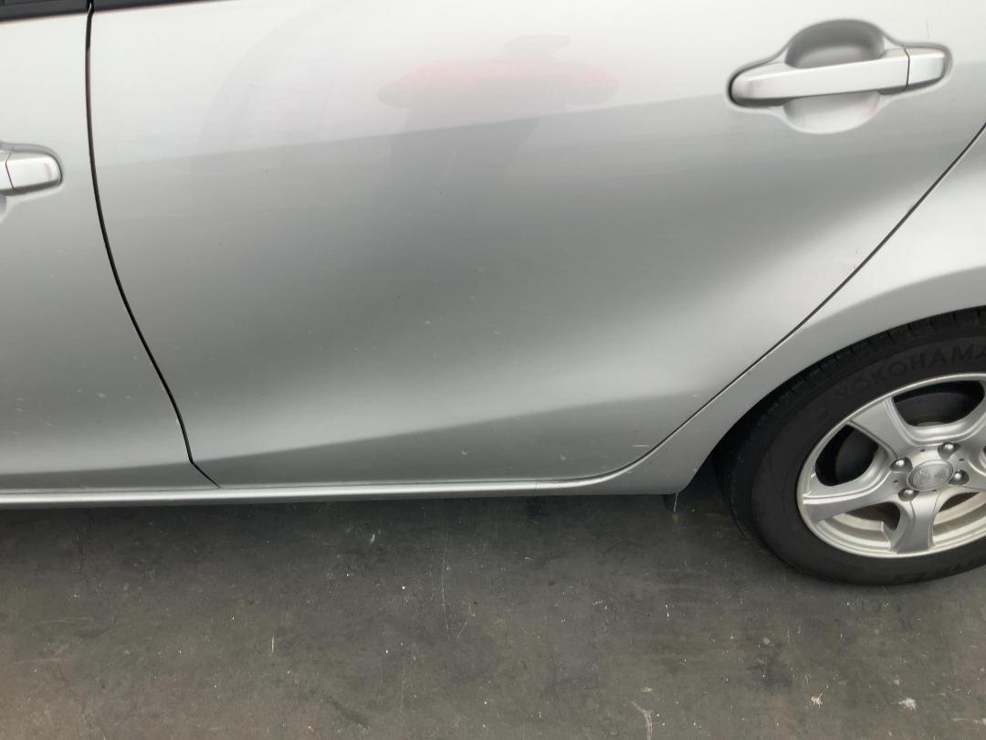 Photo '12' of Toyota Aqua Hybrid