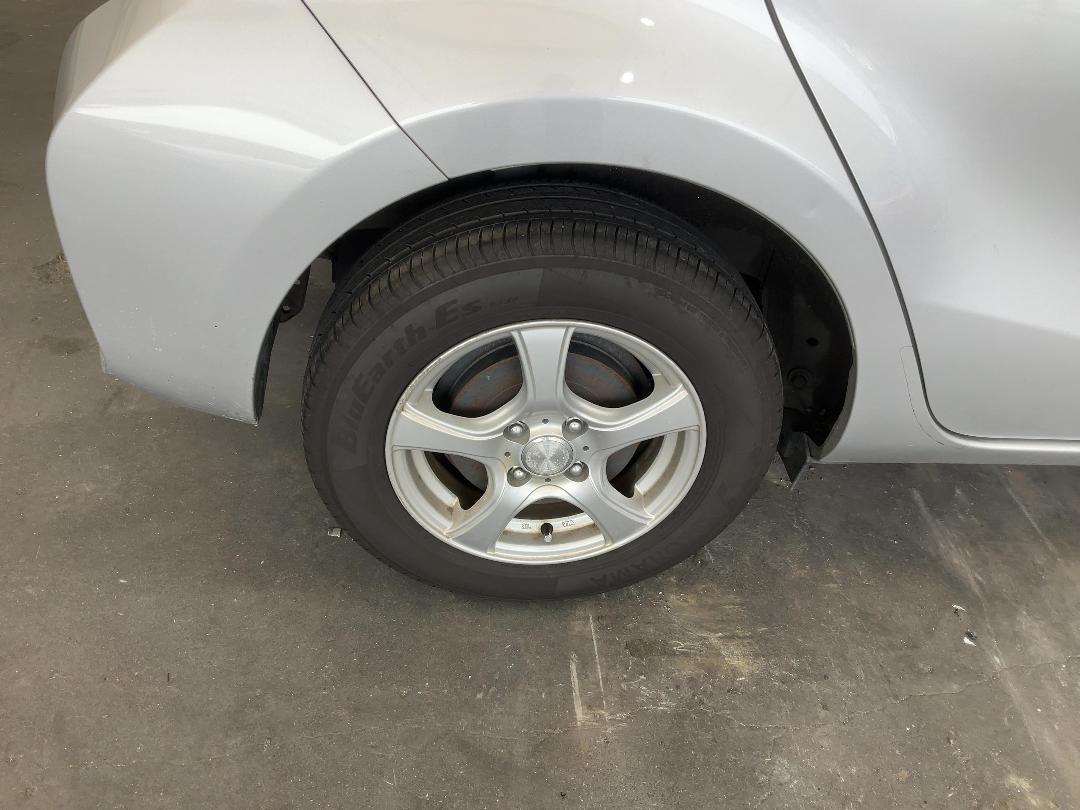 Photo '19' of Toyota Aqua Hybrid