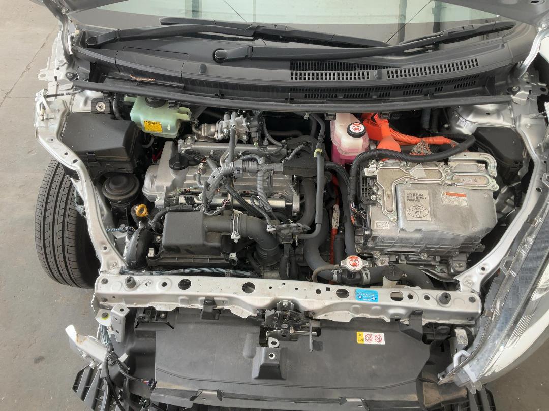 Photo '27' of Toyota Aqua Hybrid