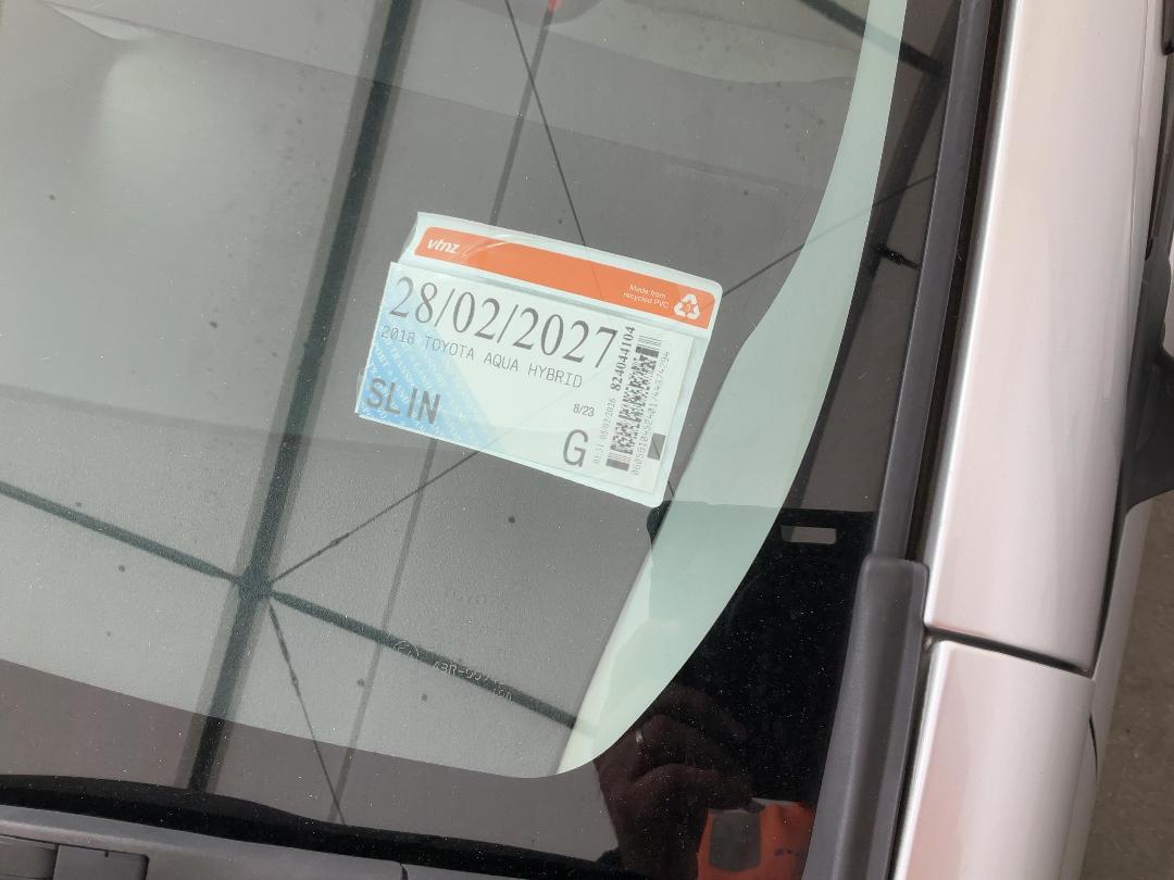 Photo '28' of Toyota Aqua Hybrid