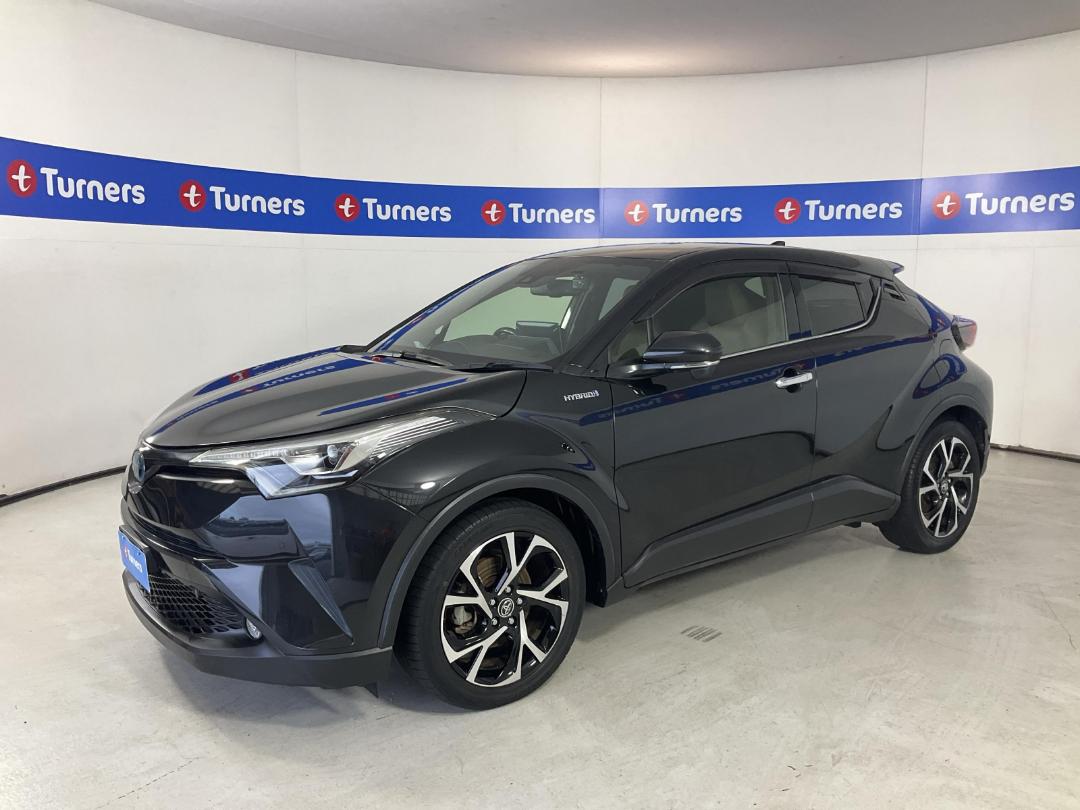 Photo '4' of Toyota C-HR Photo '4' of Toyota C-HR