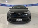 Thumbnail '2' of Toyota C-HR
