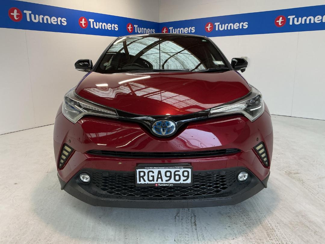 Photo '2' of Toyota C-HR