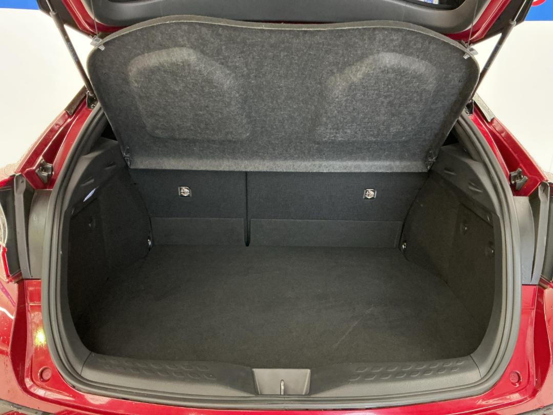 Photo '14' of Toyota C-HR