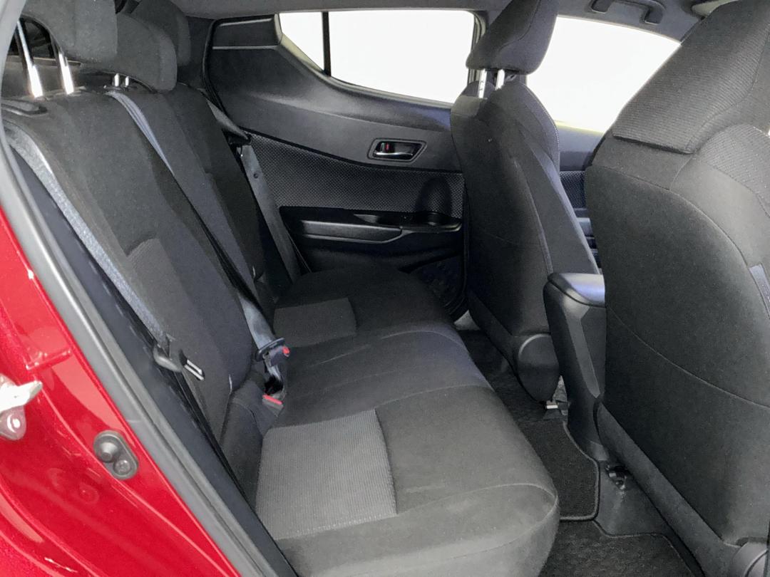 Photo '20' of Toyota C-HR