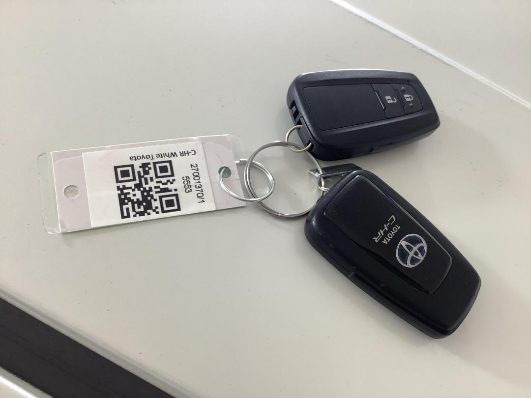 Photo '22' of Toyota C-HR