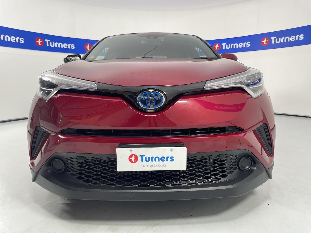 Photo '2' of Toyota C-HR