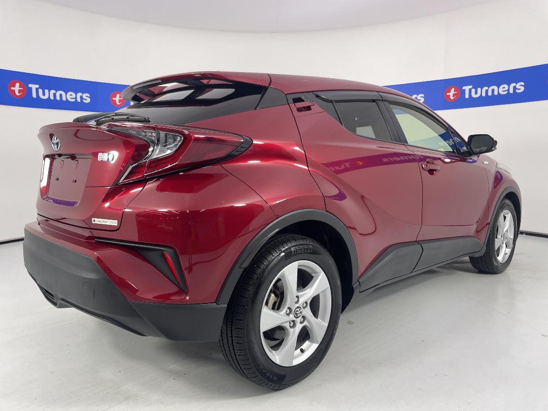 Photo '7' of Toyota C-HR