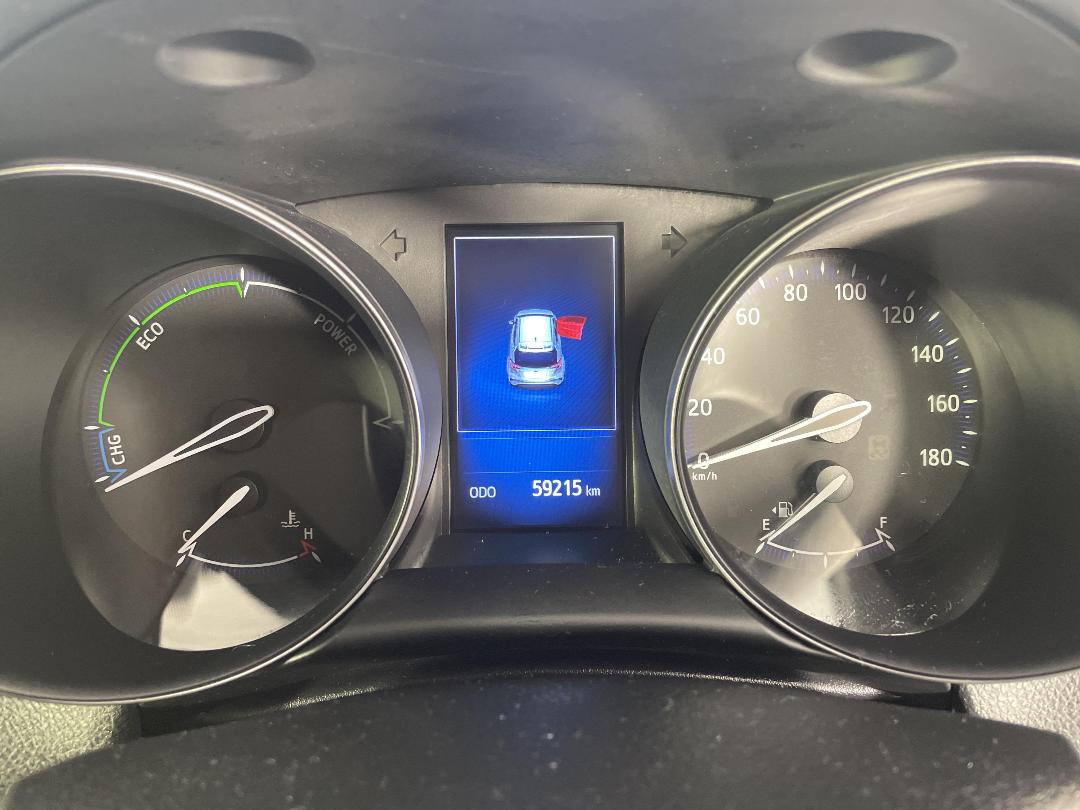 Photo '21' of Toyota C-HR