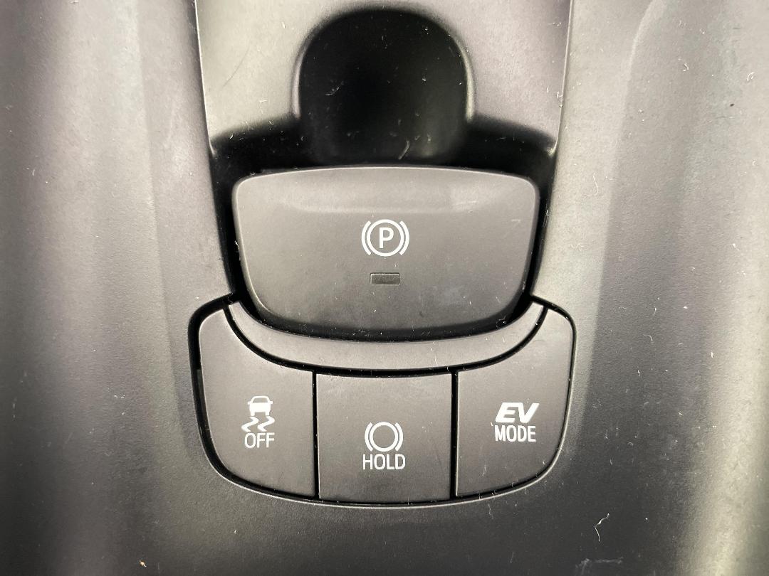 Photo '26' of Toyota C-HR