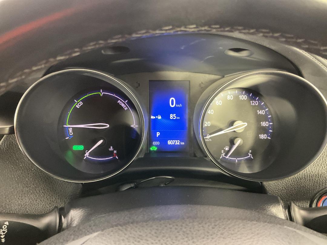 Photo '21' of Toyota C-HR