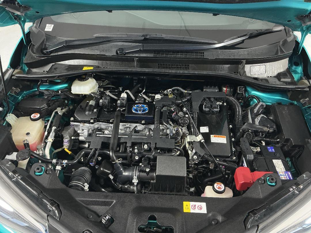 Photo '13' of Toyota C-HR Photo '13' of Toyota C-HR