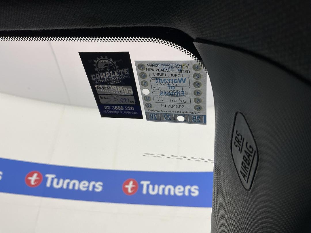 Photo '27' of Toyota C-HR Photo '27' of Toyota C-HR