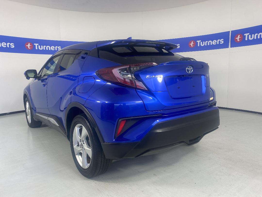 Photo '5' of Toyota C-HR