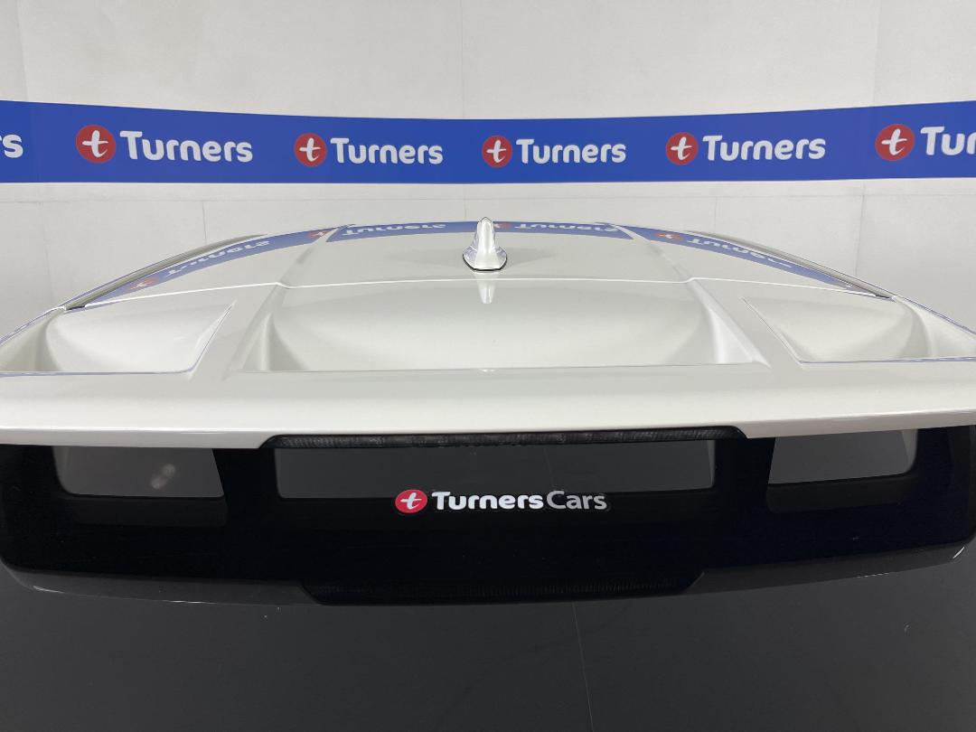 Photo '29' of Toyota C-HR