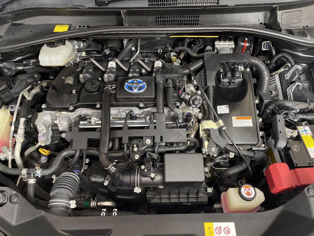 Photo '13' of Toyota C-HR