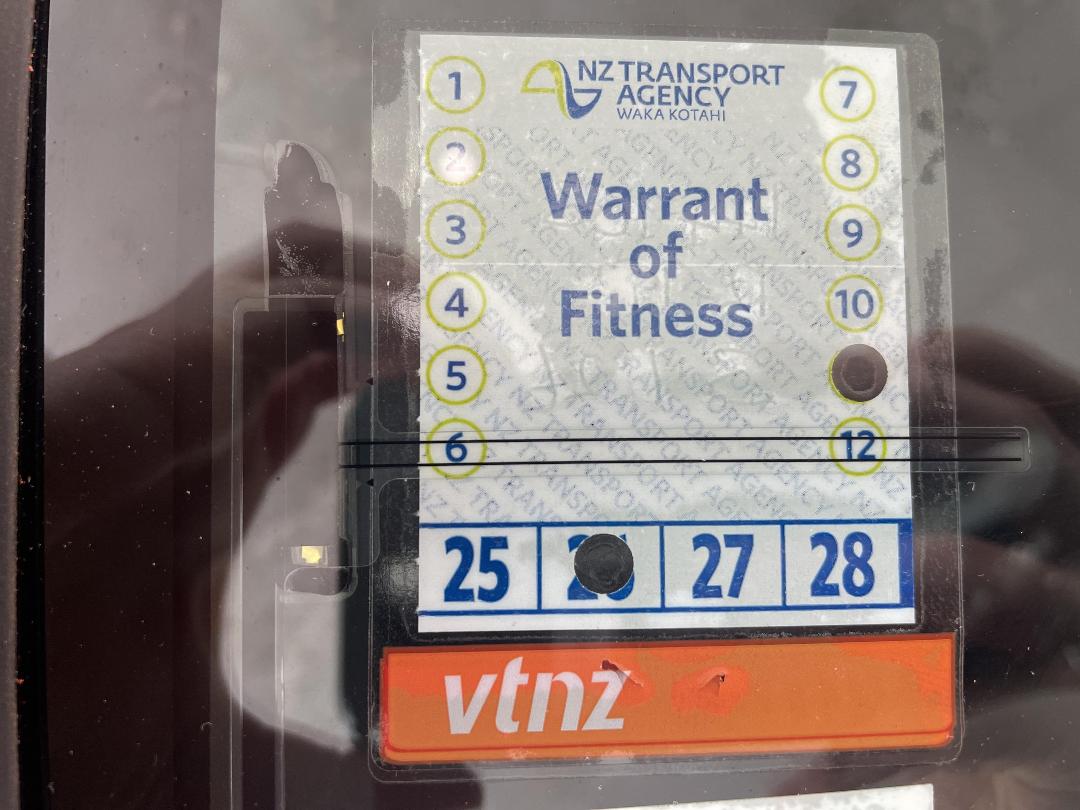 Photo '23' of Toyota C-HR