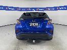 Thumbnail '6' of Toyota C-HR