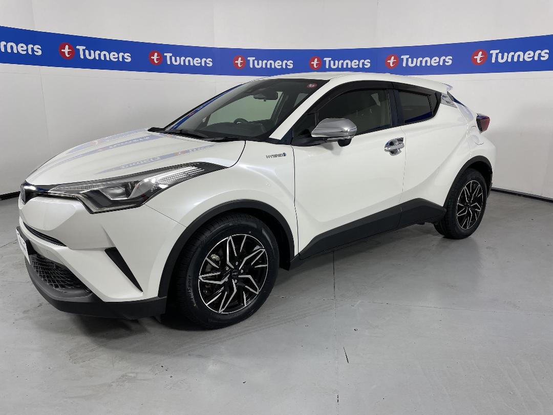 Photo '4' of Toyota C-HR Photo '4' of Toyota C-HR