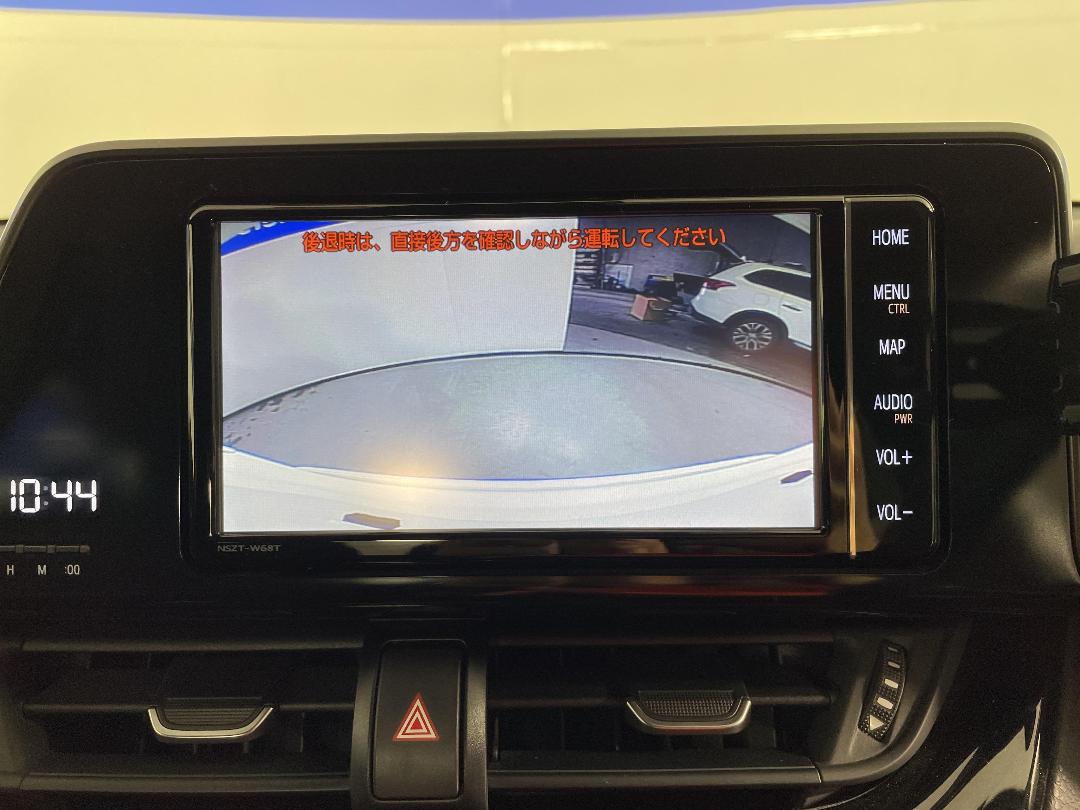 Photo '26' of Toyota C-HR Photo '26' of Toyota C-HR