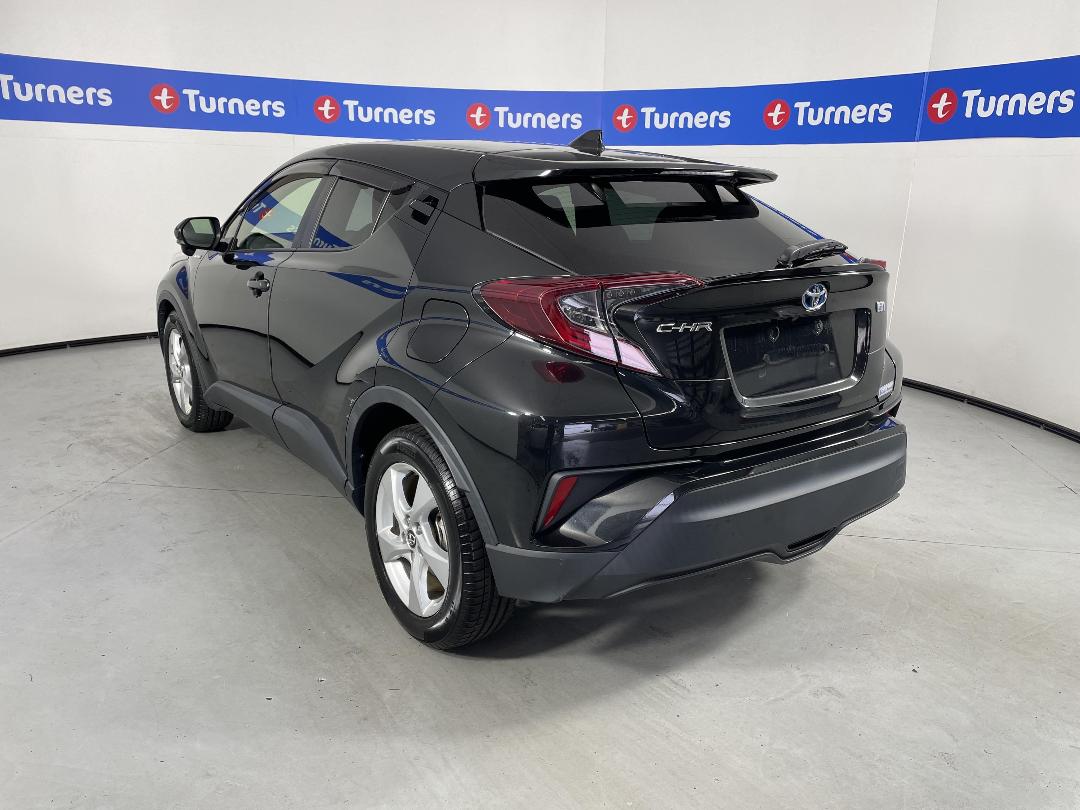 Photo '5' of Toyota C-HR