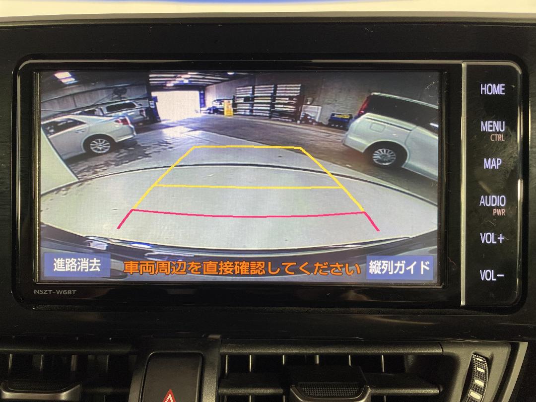 Photo '25' of Toyota C-HR