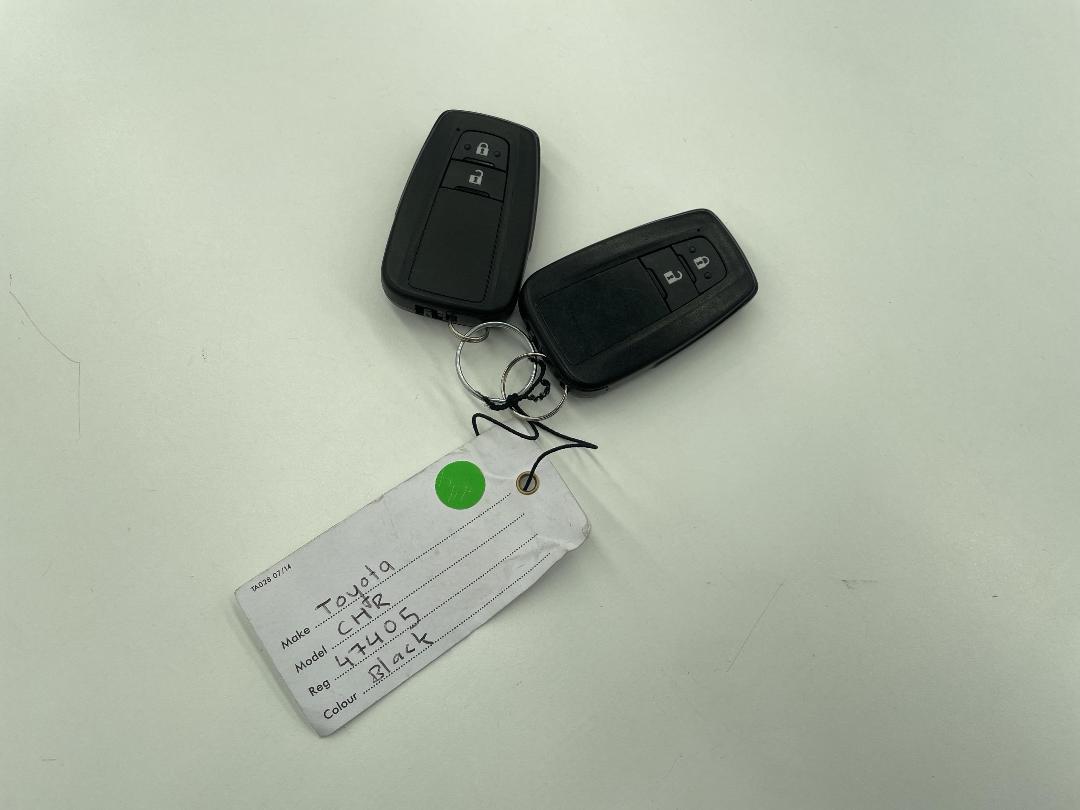 Photo '22' of Toyota C-HR