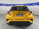 Thumbnail '6' of Toyota C-HR