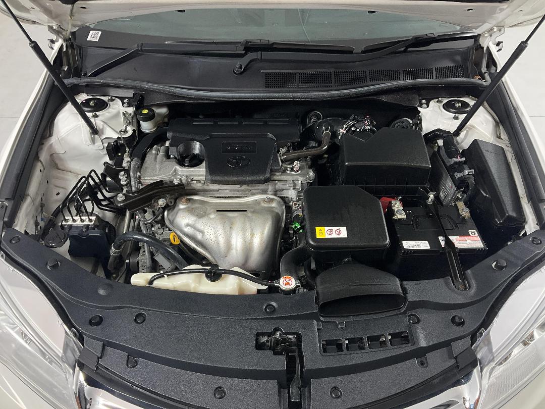 Photo '13' of Toyota Camry Photo '13' of Toyota Camry