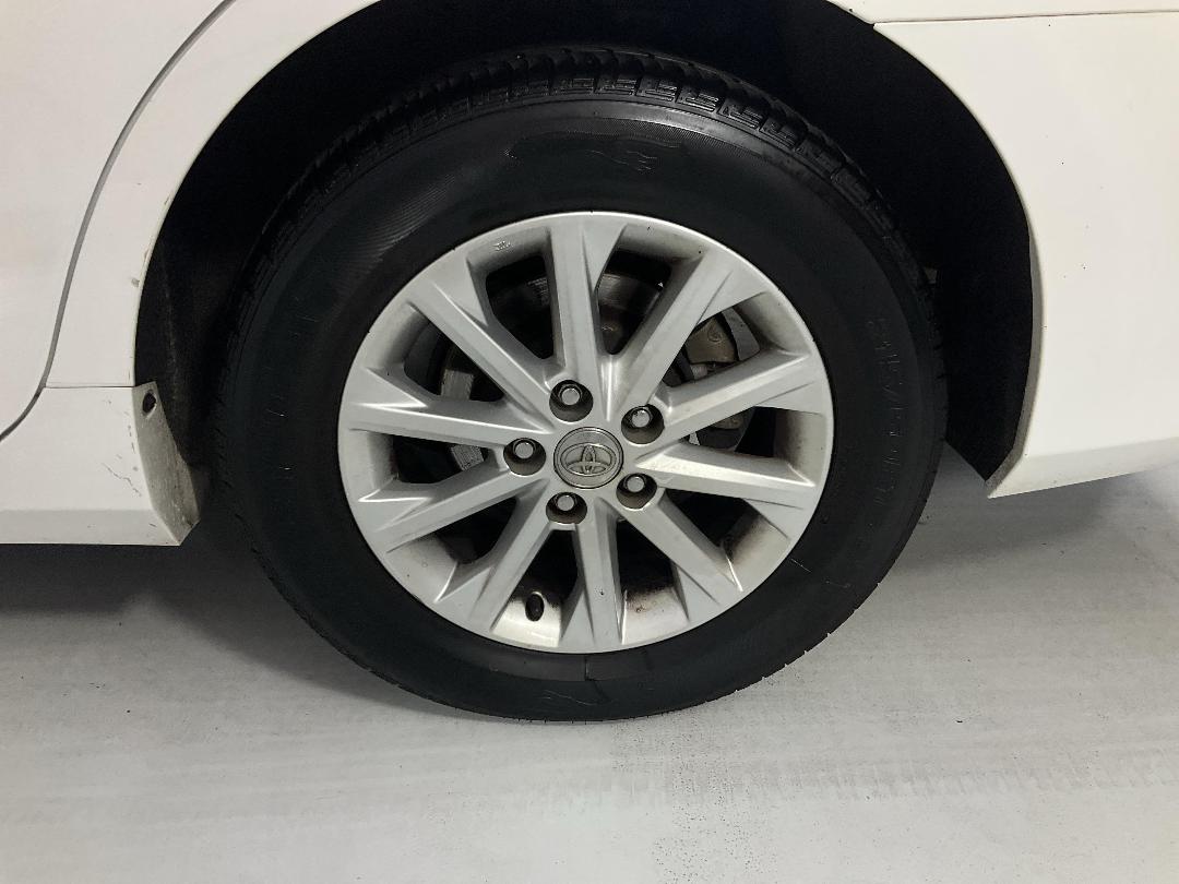 Photo '11' of Toyota Camry Photo '11' of Toyota Camry