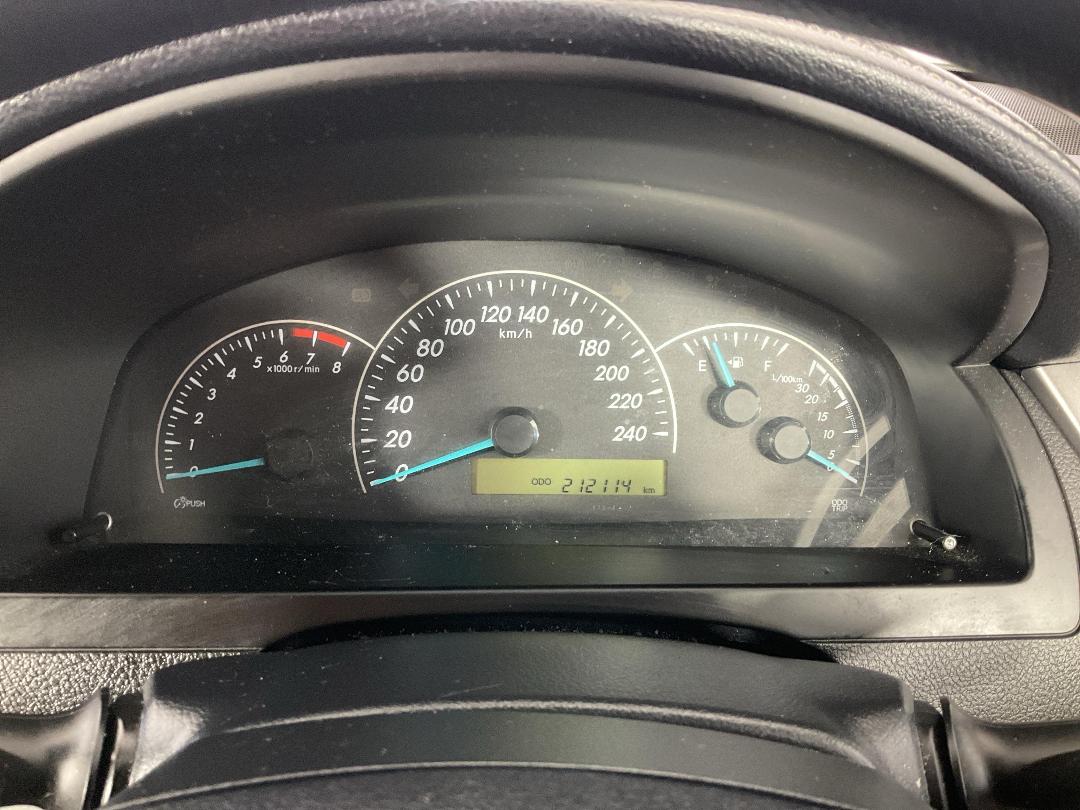 Photo '21' of Toyota Camry Photo '21' of Toyota Camry