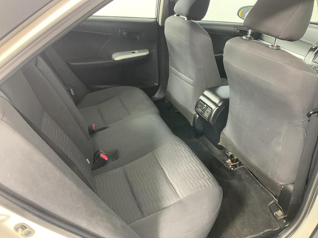 Photo '20' of Toyota Camry Photo '20' of Toyota Camry