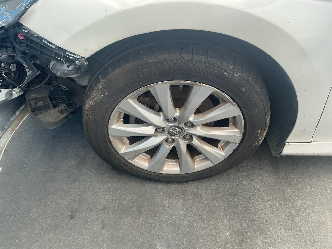 Photo '8' of Toyota Camry Hybrid Photo '8' of Toyota Camry Hybrid