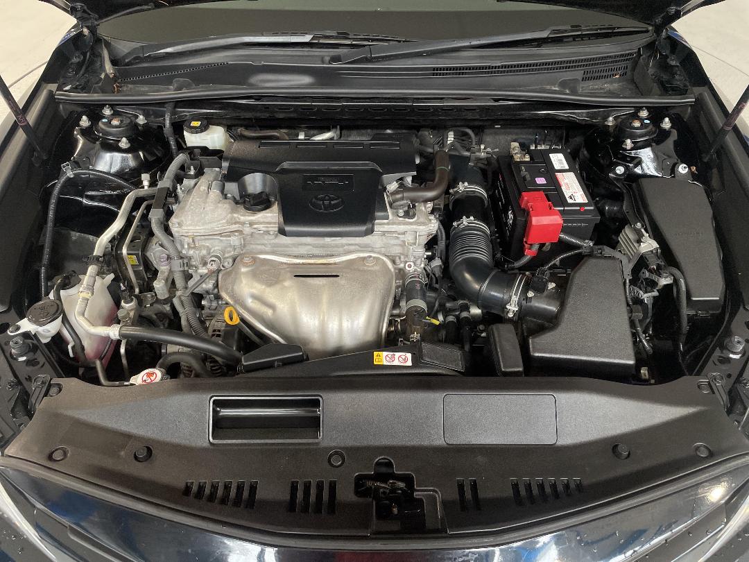 Photo '13' of Toyota Camry